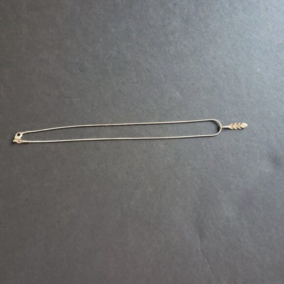 Feather silver pendant necklace - Picture 7 of 7